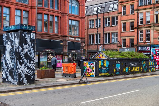 Murder Detective Self-Guided Tour in Manchester - How the Questo app works in practice