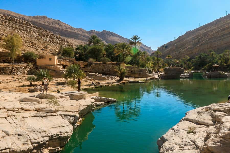 Muscat: Southern Treasures & Wadi Shab Tour with Audio Guide - Why Wadi Shab deserves a full day from Muscat
