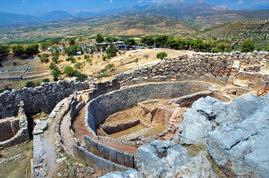 Mycenae Archaeological Site Ticket & optional SG audio tours - Walking the acropolis and royal area
