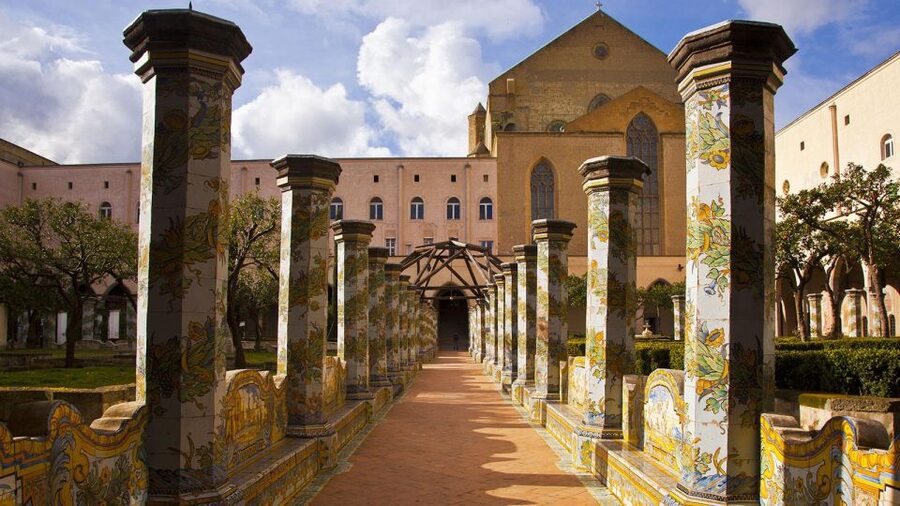 Naples Audioguide - TravelMate app for your smartphone - Underground Naples and the city below street level