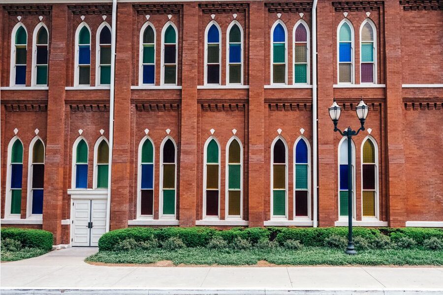 Nashville: Ryman Auditorium Self-Guided Tour - Self-guided freedom versus a live guide