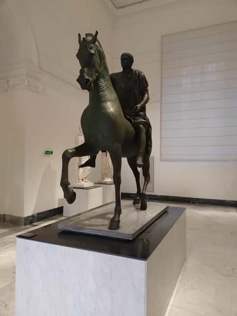 National Archaeological Museum synchronized audioguided tour without QR or app - Is €71 good value?