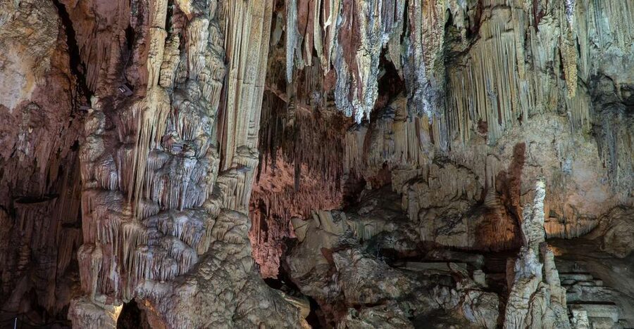 Nerja: Caves of Nerja Entry Ticket with Audio Guide - Entering the cave and finding your pace