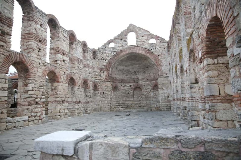Nessebar: Audio Guide Tour Nessebar + visit to the Winery - What the 15 stops add to your visit