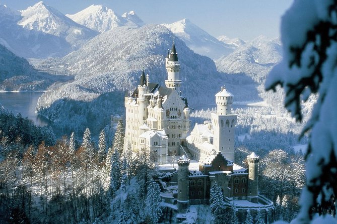 Neuschwanstein Castle Ticket With Audio Guided Tour - Getting from Füssen to the castle