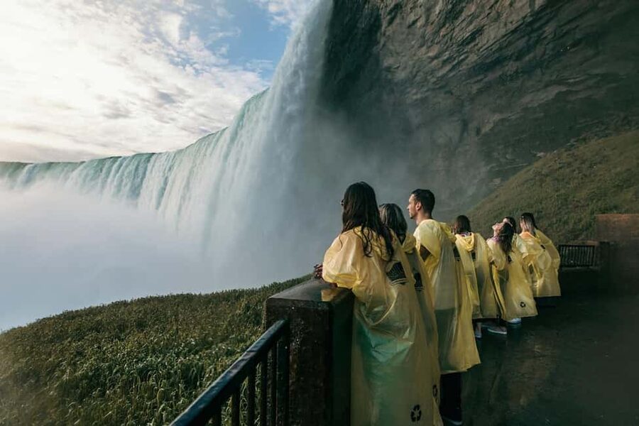 Niagara Falls: 5 Attraction Pass, WEGO Bus & Audio Guide - White Water Walk at the Niagara Gorge
