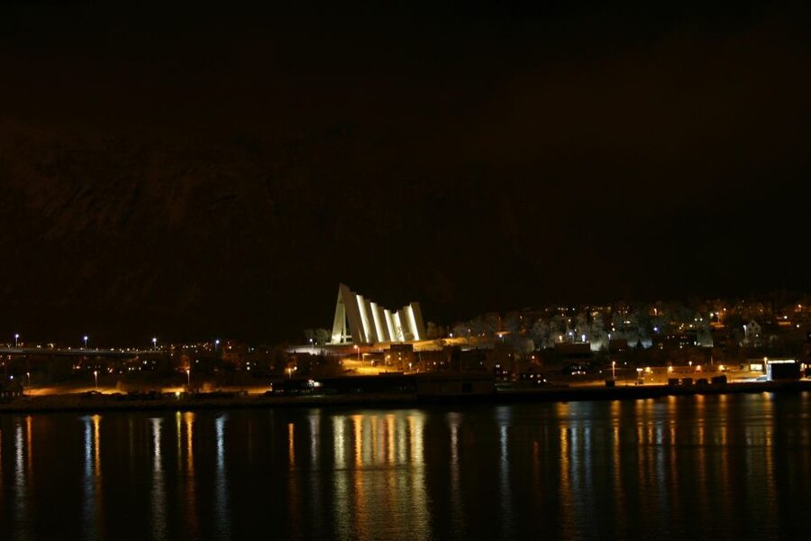 Norwegian Coastal Cities: Smartphone Audio Guide App - Ålesund and the story behind the Art Nouveau streets