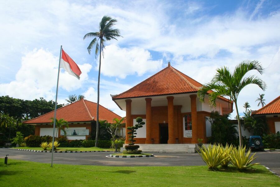 Nusa Dua: Museum Pasifika Admission Ticket with Audio Guide - Gauguin, Rodin, and the Western artists display