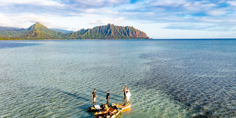 Oahu: Kaneohe Self-Guided Sandbar Kayaking Experience - Walking onto the sandbar