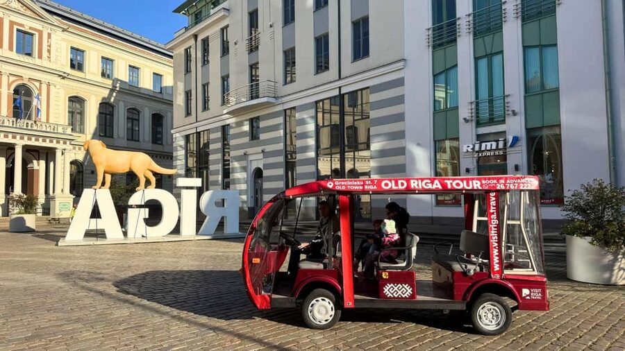 Old Riga Heated E-Bus Tour with Audio Guide & Mulled Wine - What you see from the electric bus