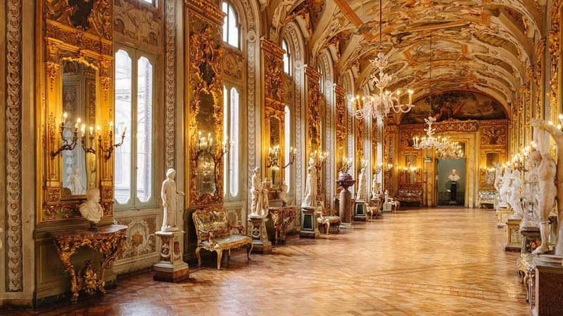 Pamphilj Gallery Skip The Line Tickets and Audio Guide - A private palace filled from wall to wall