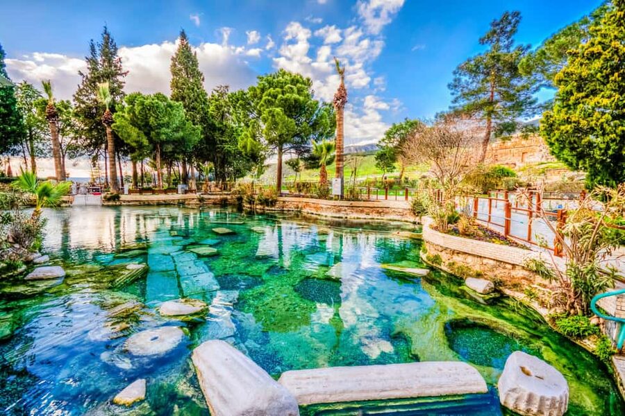 Pamukkale and Hierapolis Skip-the-Line Tickets + Audio Guide - Using the QR ticket and offline audio guide