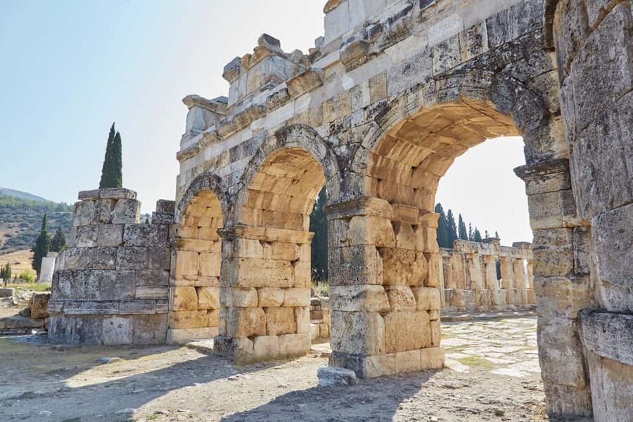 Pamukkale and Hierapolis Skip-the-Line Tickets + Audio Guide - Who will get the most from this experience?