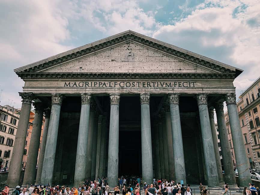 Pantheon Entry with App-Led Experience + Pre-Arranged Access - Meeting your host in Piazza della Rotonda