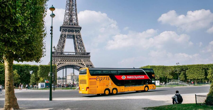 Paris: Audio-Guided Bus Tour & Seine River Cruise - Starting Near the Eiffel Tower at Place de Sydney