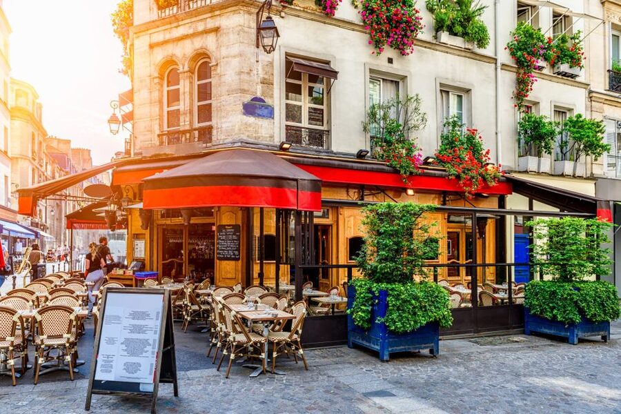 Paris City Center Self-Guided Walking Tour - Tuileries Garden offers a calmer stretch