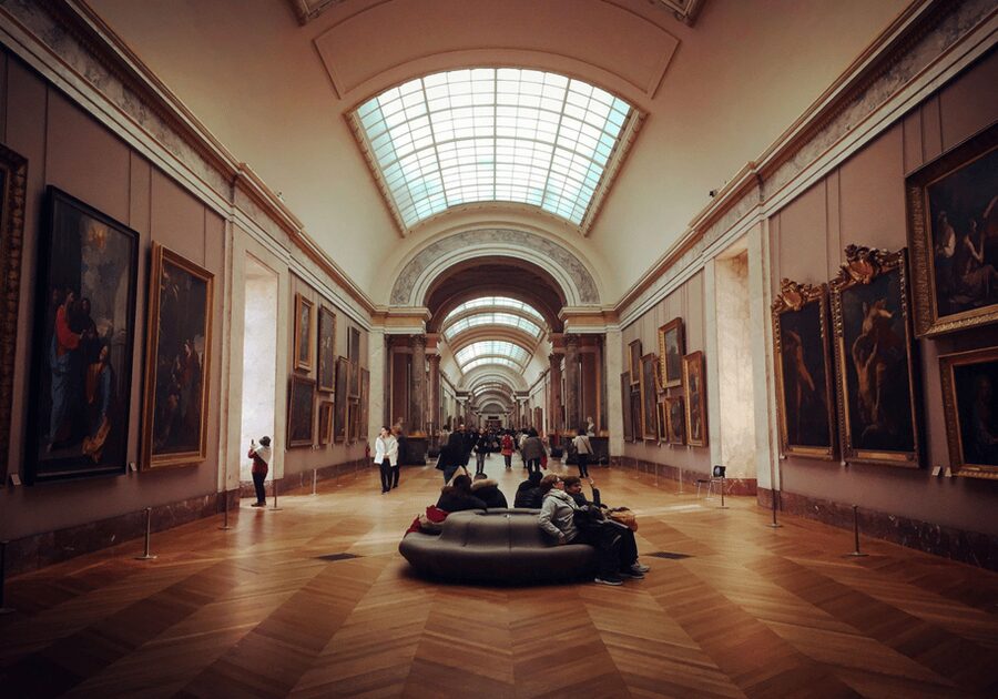 Paris: Louvre Museum Ticket & Exclusive Immersive AudioGuide - Getting the app and audio guide ready
