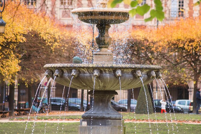 Paris (Marais District) Scavenger Hunt and Self-Guided Tour - Why the private format matters