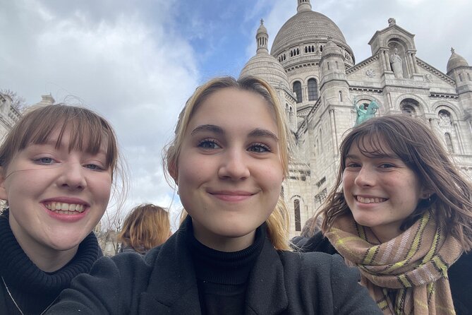 Paris (Montmartre) Scavenger Hunt and Sights Self-Guided Tour - Reaching the Sacré-Cœur Basilica