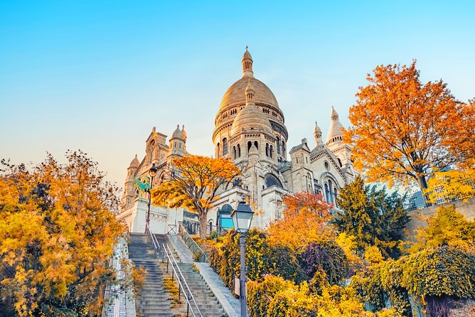 Paris (Montmartre) Scavenger Hunt and Sights Self-Guided Tour - Looking for the Mur des Je t’aime