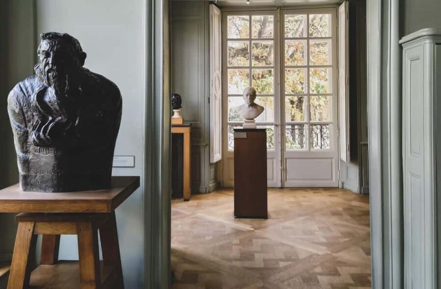 Paris: Rodin Museum Ticket & Optional Digital AudioGuide App - Entering Hôtel Biron, Rodin’s former home and studio