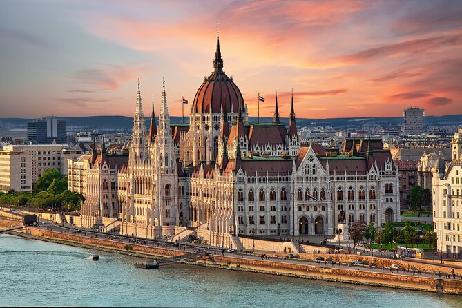 Parliament Tour in Budapest with Audio Guide - Why Budapest Parliament deserves your time