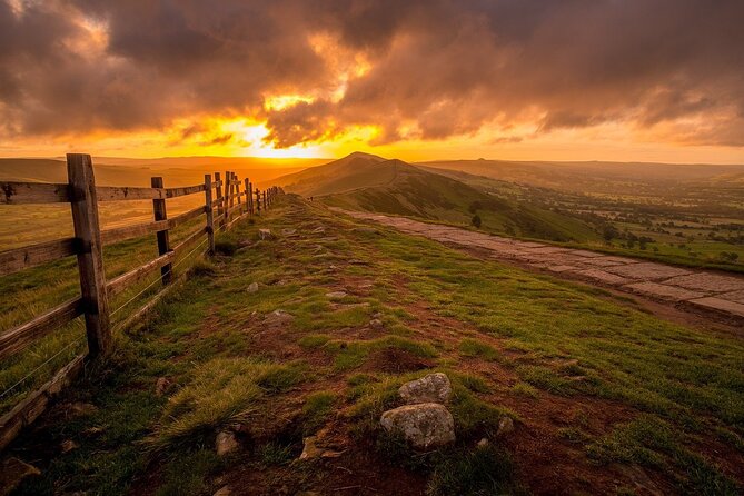 Peak District Tour App, Hidden Gems Game and Big Britain Quiz (7 Day Pass) UK - Using the GPS map and its many pins