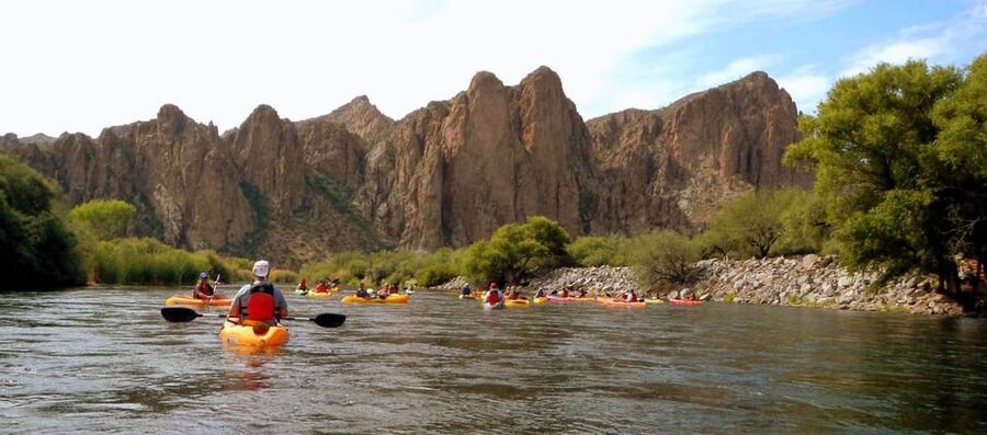 Phoenix: Self-Guided Kayaking Trip to Foxtail - Five miles beneath cliffs and cacti