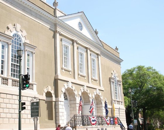 Pirate Escape Charleston Scavenger Hunt and Free Museum - Key points at a glance