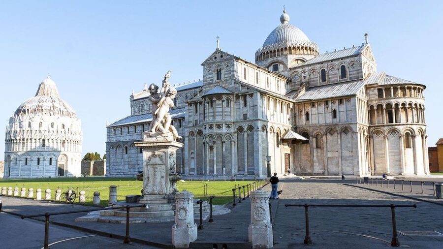 Pisa Audioguide - TravelMate app for your smartphone - Seven languages and the read-along option