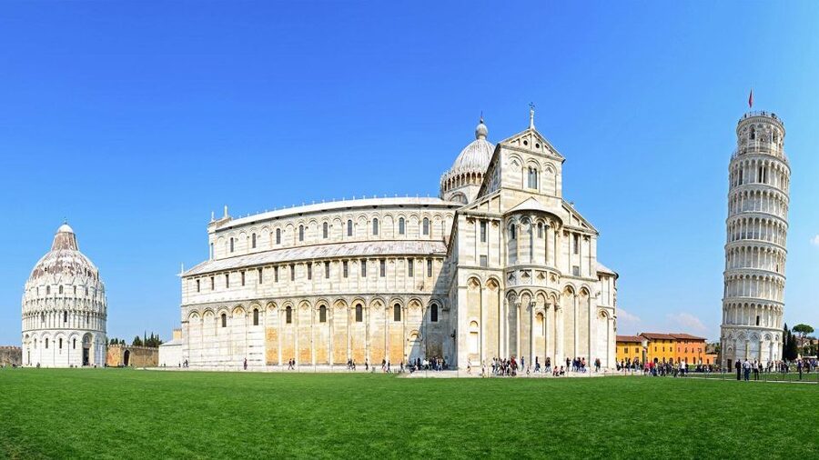 Pisa Audioguide - TravelMate app for your smartphone - Piazza dei Miracoli and the Leaning Tower