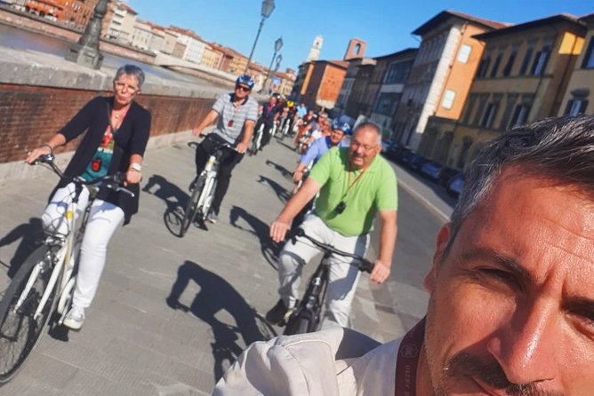 Pisa Self-Guided Bike Tour: Leaning Tower & Square of Miracles - The Leaning Tower and the Piazza dei Miracoli