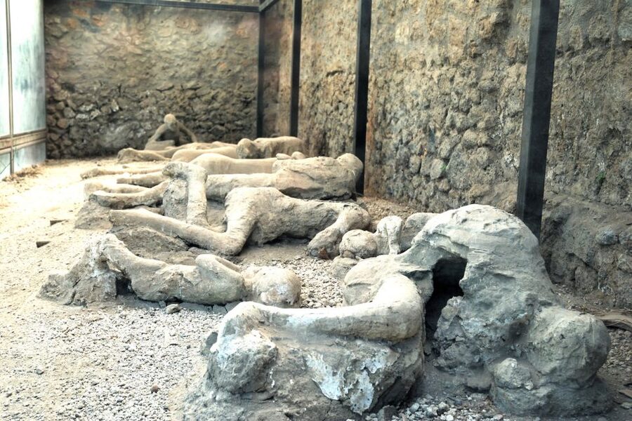 Pompeii: Entry Ticket with Audio Guide - Picking between Pompeii Express and Pompeii+