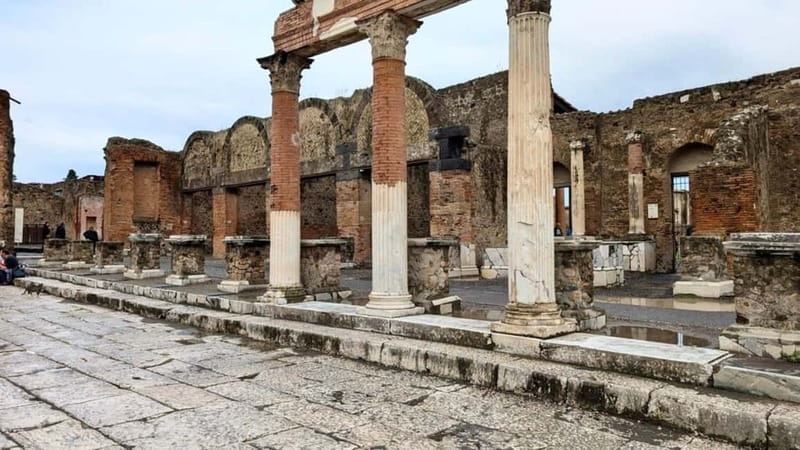 Pompeii: Pre-reserved ticket with audio guide - Freedom to explore, with a little self-discipline
