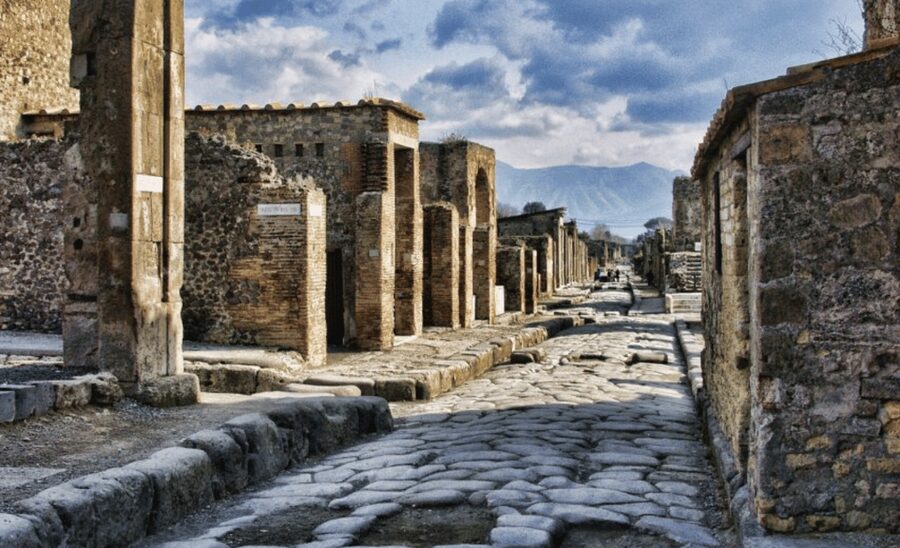 Pompeii: Skip-the-Line Entry Ticket with Audio Guide or Tour - Fast-track entry and the first view of Pompeii