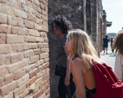 Pompeii: Skip-the-Line Entry Ticket with Digital Guide App