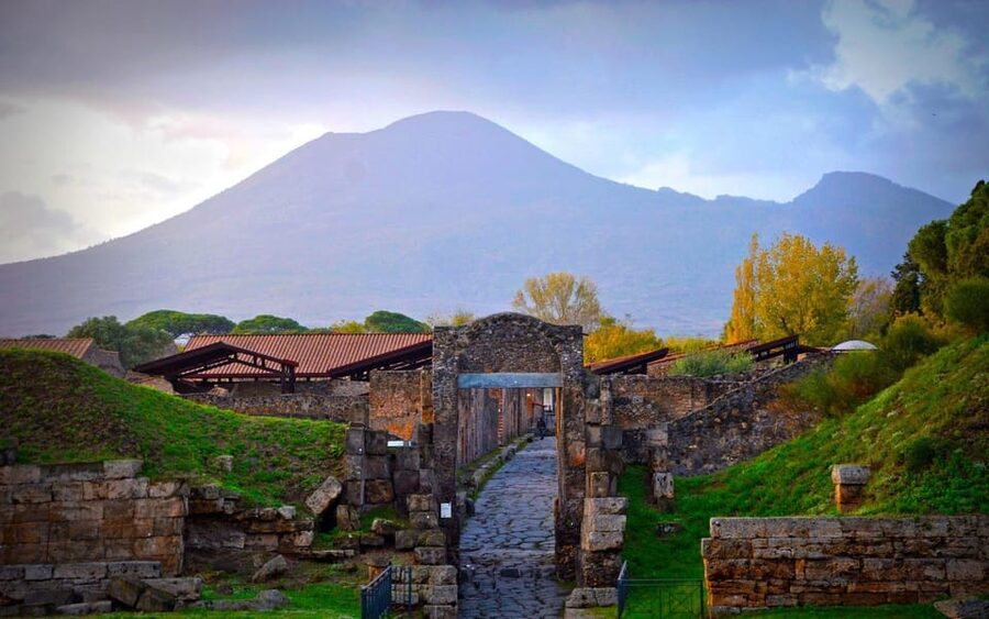 Pompeii: Skip the Line Ticket + Audioguide - Starting at Pompei Scavi station