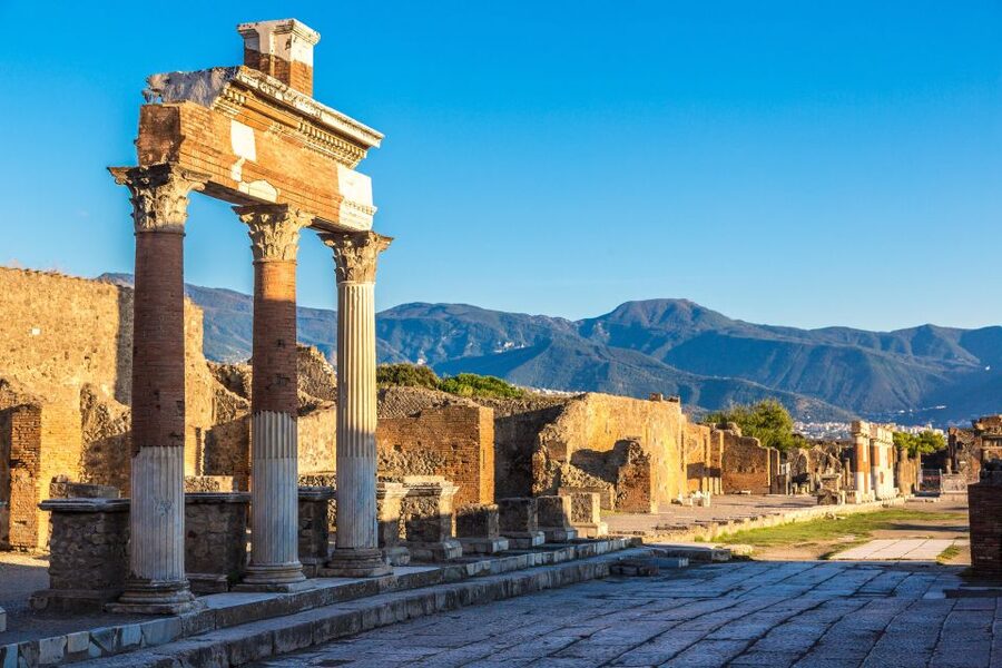 Pompeii: Skip-the-Line Ticket with Audio Guide and Map - Using the audio guide without relying too heavily on it