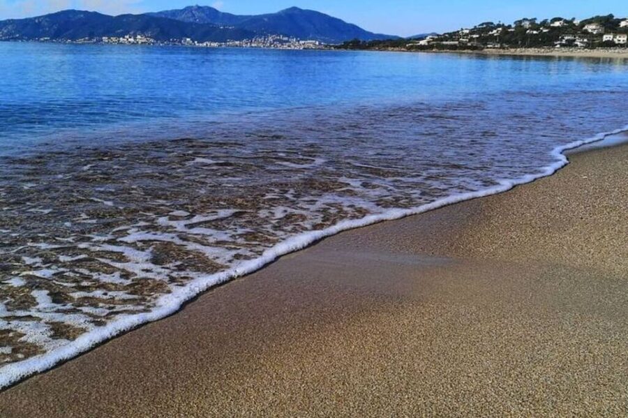 Porticcio: Coastal Train Ticket with Audio Guide & Tastings - Grosseto-Prugna departure and the first coastal views