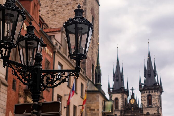 Prague Astronomical Clock Tower Ticket+20min Intro & opt. E-guide - Deciding on the optional mobile audio guide