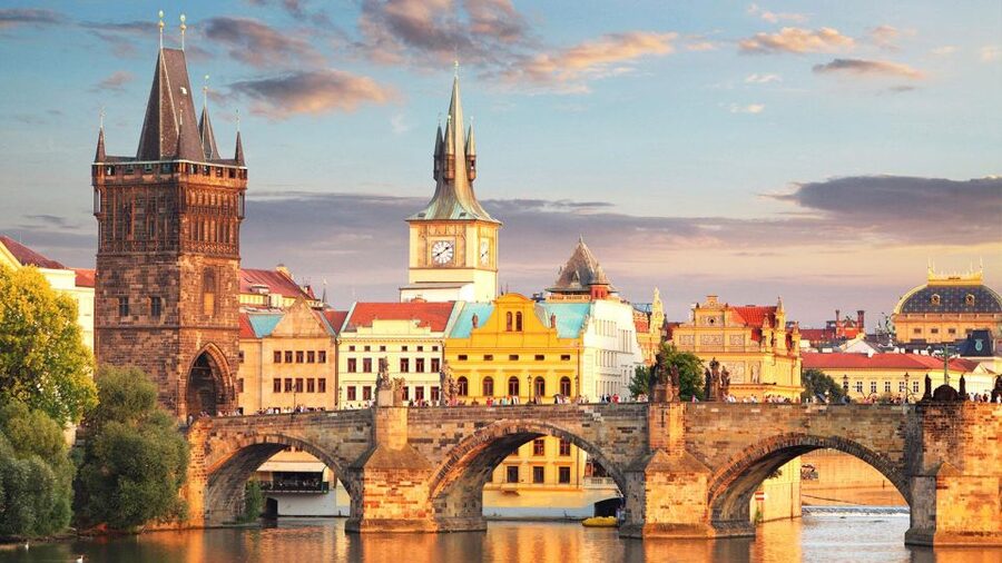 Prague Audioguide - TravelMate app for your smartphone - How the $4.53 price compares