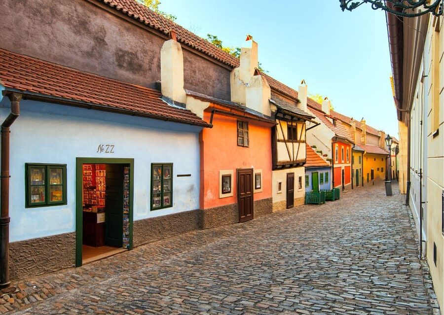 Prague: Castle Circuit Entry Tickets with Audio Guide - What the Prague Castle Circuit includes