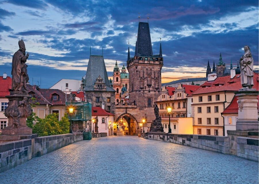 Prague: Castle Circuit Entry Tickets with Audio Guide - Using the English phone audio guide