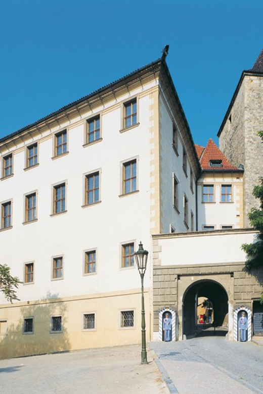 Prague: Lobkowicz Palace Ticket & Audio Guide - The music collection, from Mozart to Beethoven