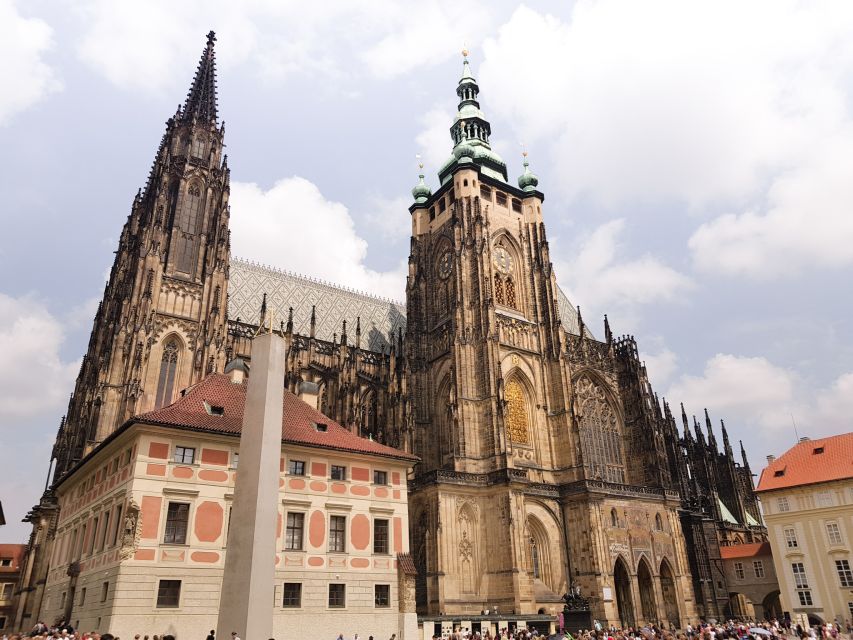 Prague: Prague Castle Complex Smartphone Audio Guide - What the $5 Prague Castle guide actually gives you