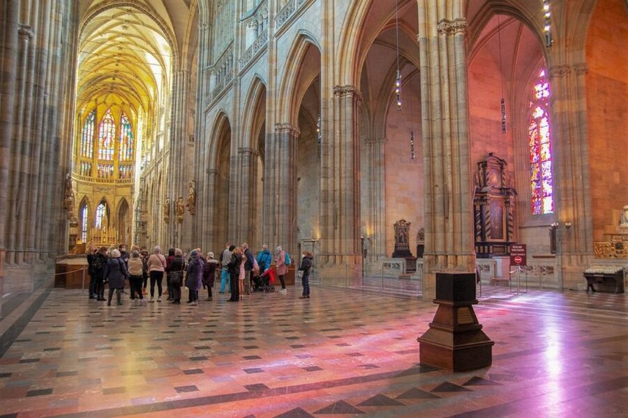 Prague: Prague Castle Complex Smartphone Audio Guide - Golden Lane and the lives of its residents