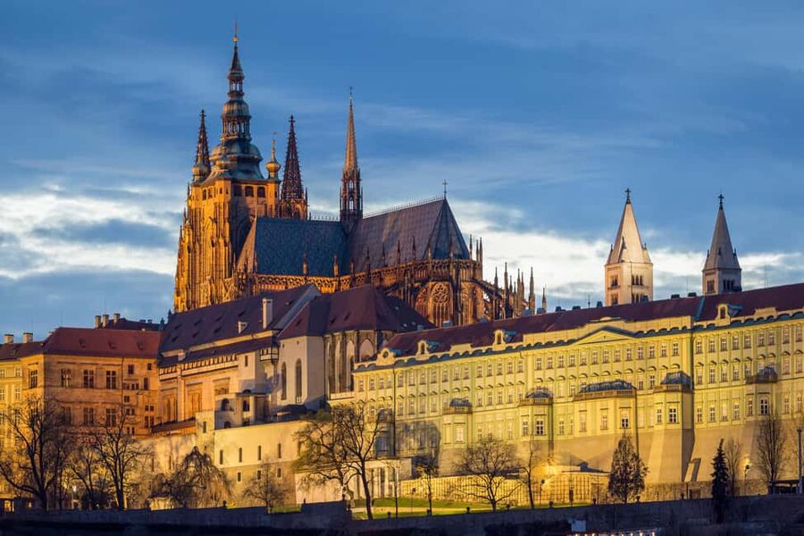 Prague: Prague Castle Skip-the-Line Ticket with Audioguide - The limits of skip-the-line entry