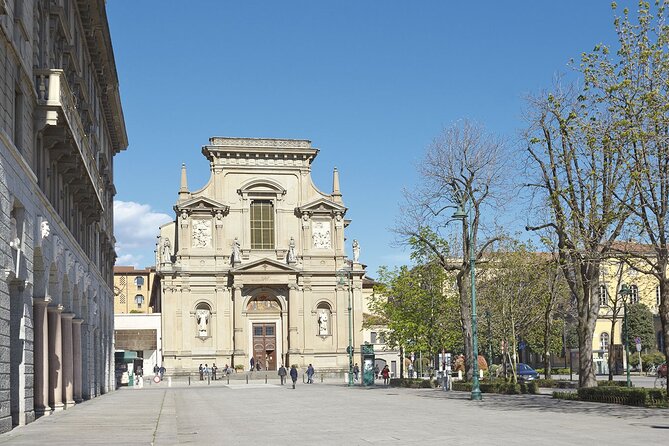 Private Audio Guided Walking Tour in Bergamo - Lower Bergamo on the Sentierone