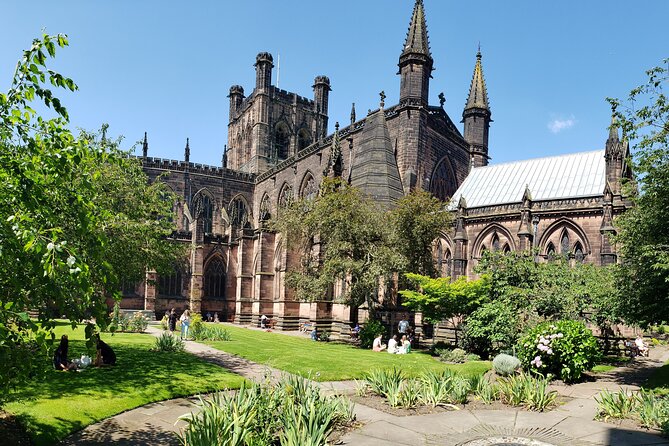 Private Chester Self-Guided Tour - Walking the walls from Eastgate to North Gate