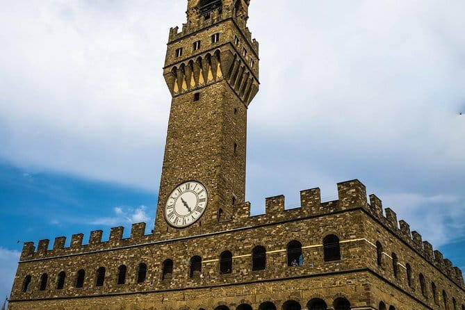 Private Florence Tour by Golf Cart ETukTuk with Audio Guide - Bridges, Galileo, and the historic center
